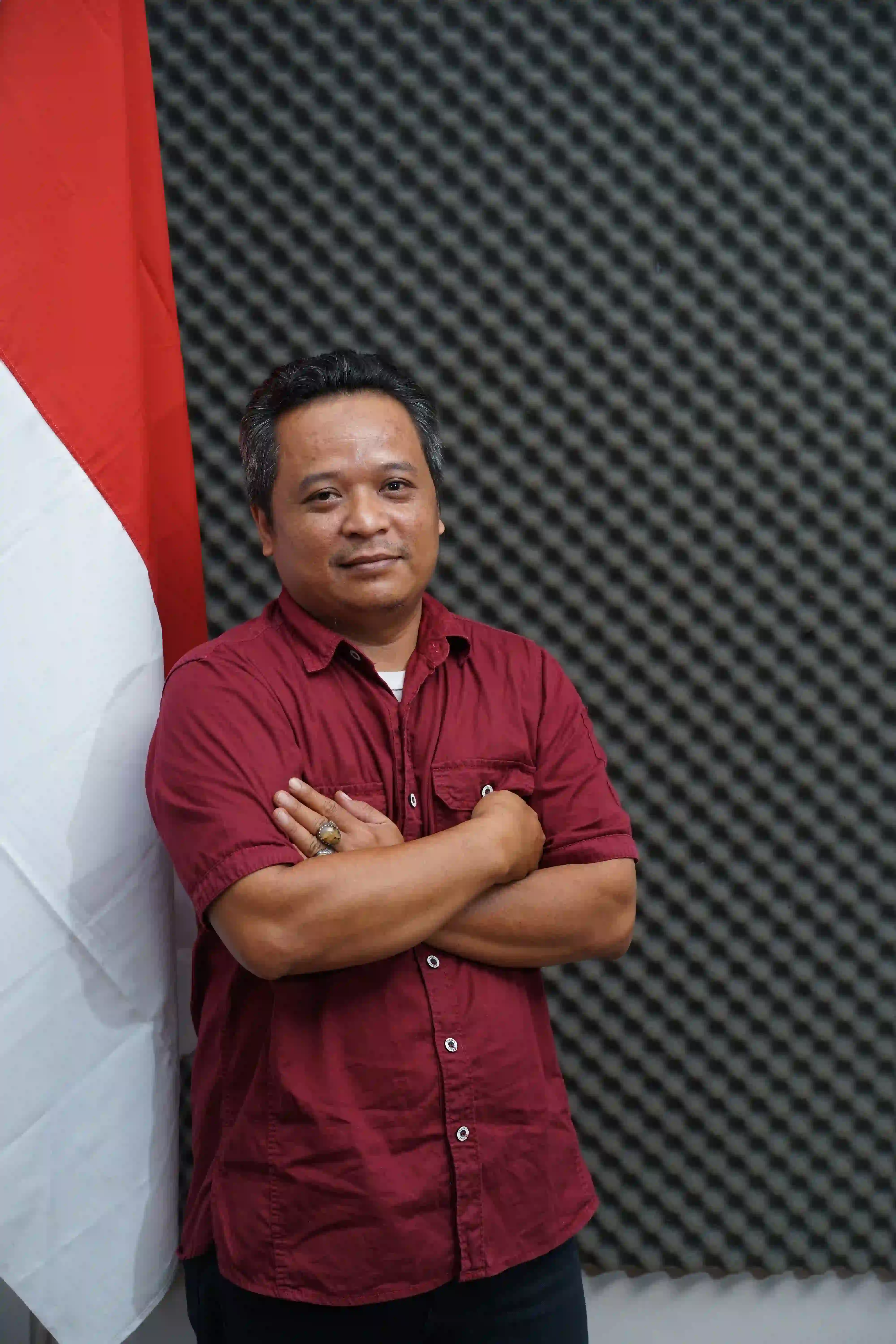 Dr. Juliater Simarmata