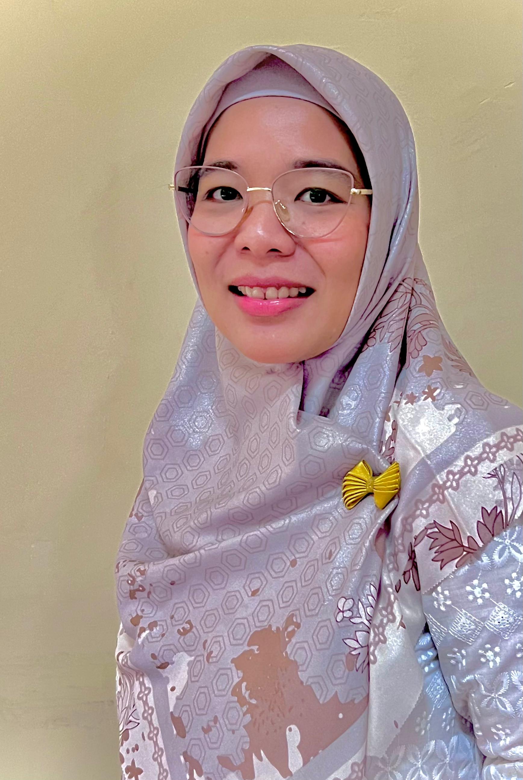 Dr. Juliater Simarmata