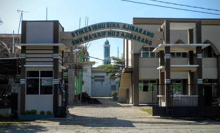 SMK Maarif NU 2