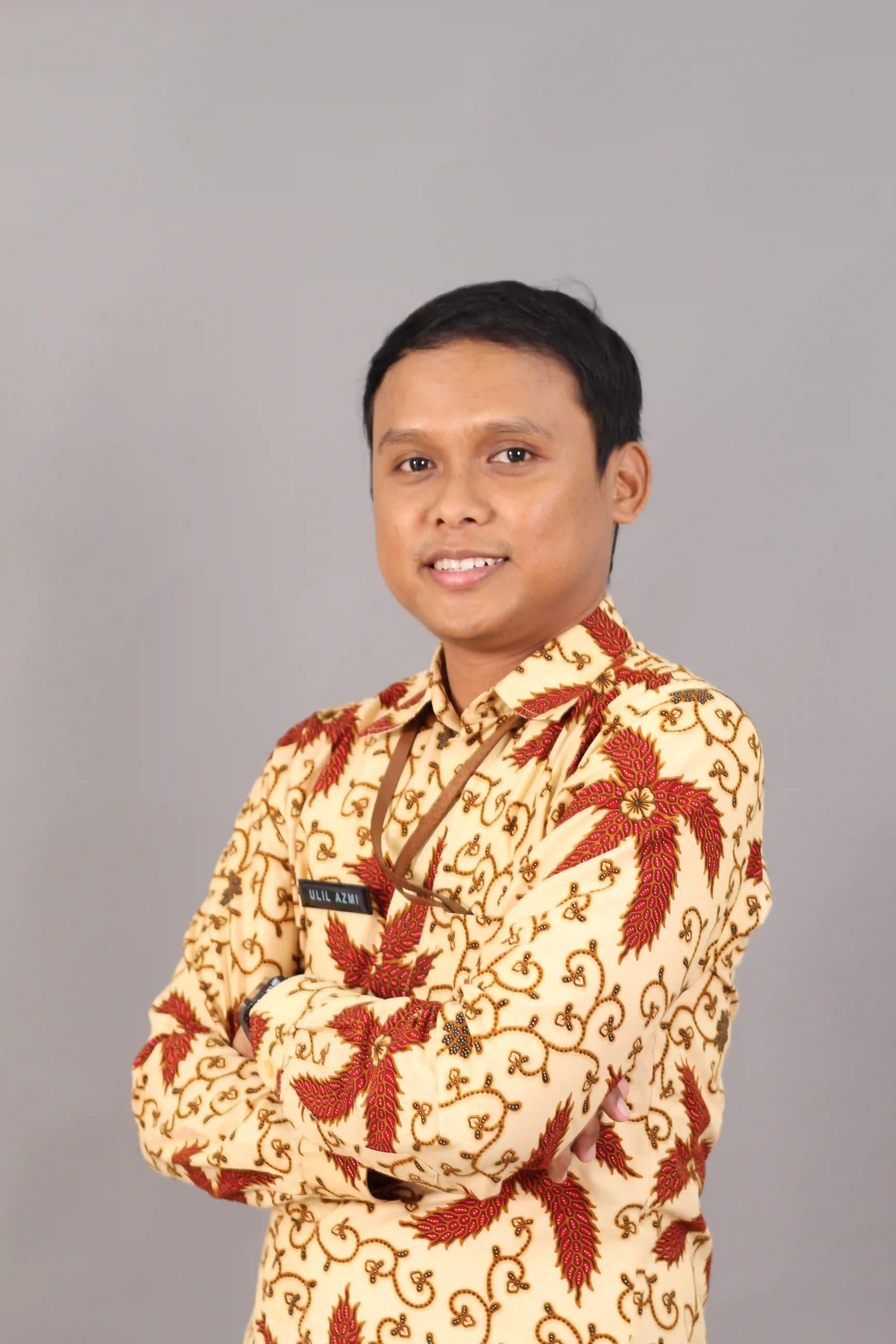 Dr. Juliater Simarmata