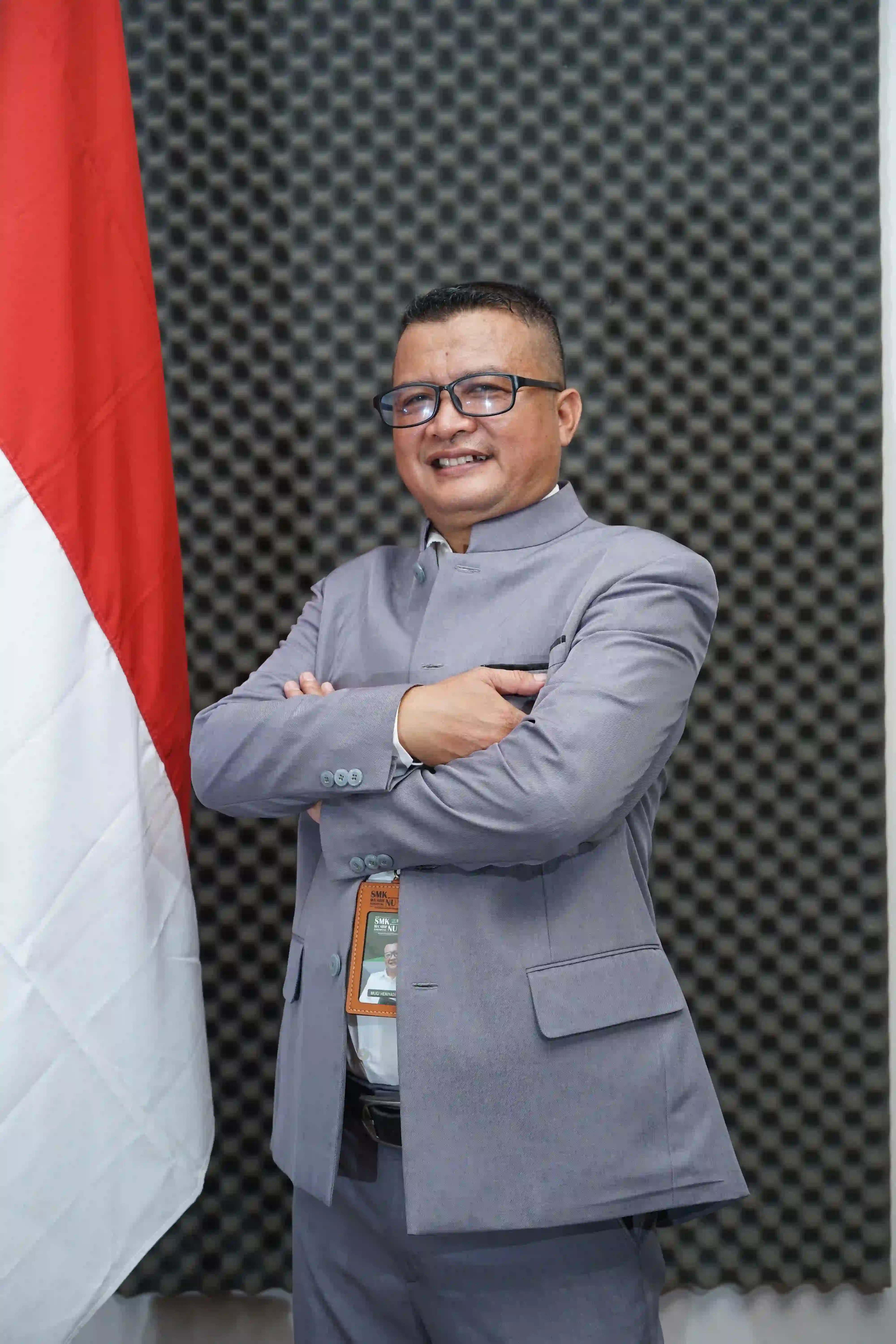 Dr. Juliater Simarmata